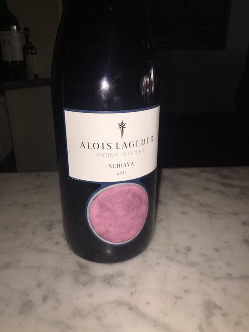 Schiava 2017. Alois Lageder. Not everything in Alto Adige is white. 🍇 https://t.co/GV1t4ycltl