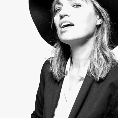 MarianTrapassi's tweet photo. #NuovaFotoProfilo https://t.co/xGKzVmbvFK
