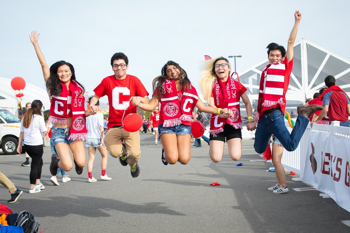 kopf_1915's tweet photo. Welcome home @Cornell! #CUhome #CornellHomecoming https://t.co/jDlh4lN0F4