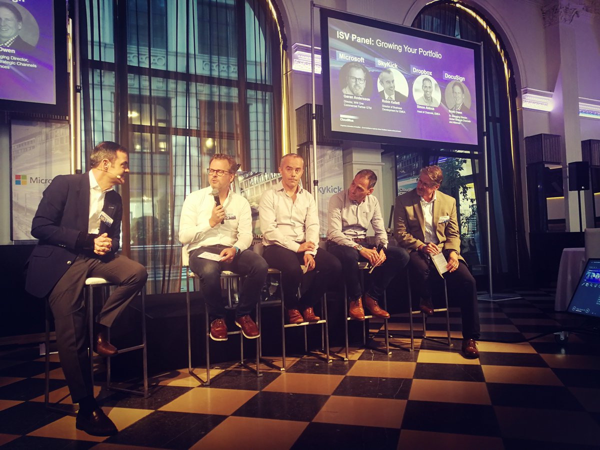 ThisisCloudBlue's tweet photo. Accelerate, diversify and grow exponentially - Executive ISV Panel with @Microsoft @GetSkyKick @Dropbox @DocuSign on how to diversify and grow your portfolio #CloudBlueConnect @gorandersson @AldousCloud https://t.co/pPKxTrjbXA