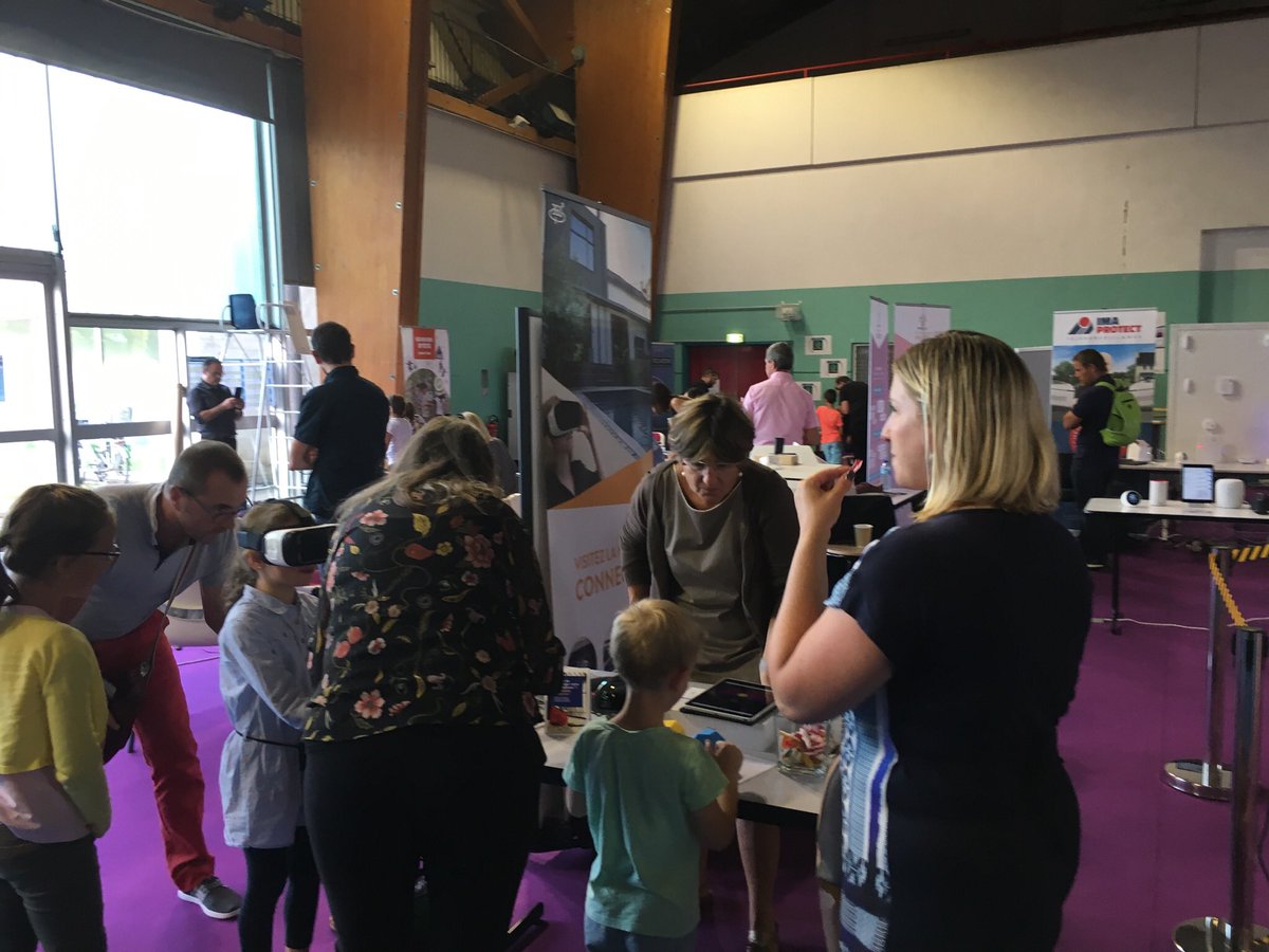HenriMorawek's tweet photo. Les équipes @IMAassistance @ImatechNantes et @IMAProtect présentaient les dernières innovations lors du@#DIGITECH2018 de la @MAIF https://t.co/Wt0m52lCCL