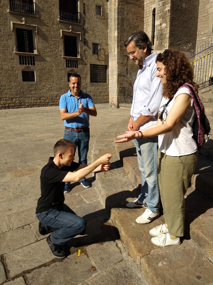 UnpuzzleB's tweet photo. The @HP treasure hunt has been a great fun today! Thanks to all the creative teams for doing your team building with us!

#teambuilding #barcelona #unpuzzlebcn https://t.co/cPQg1rBWtK