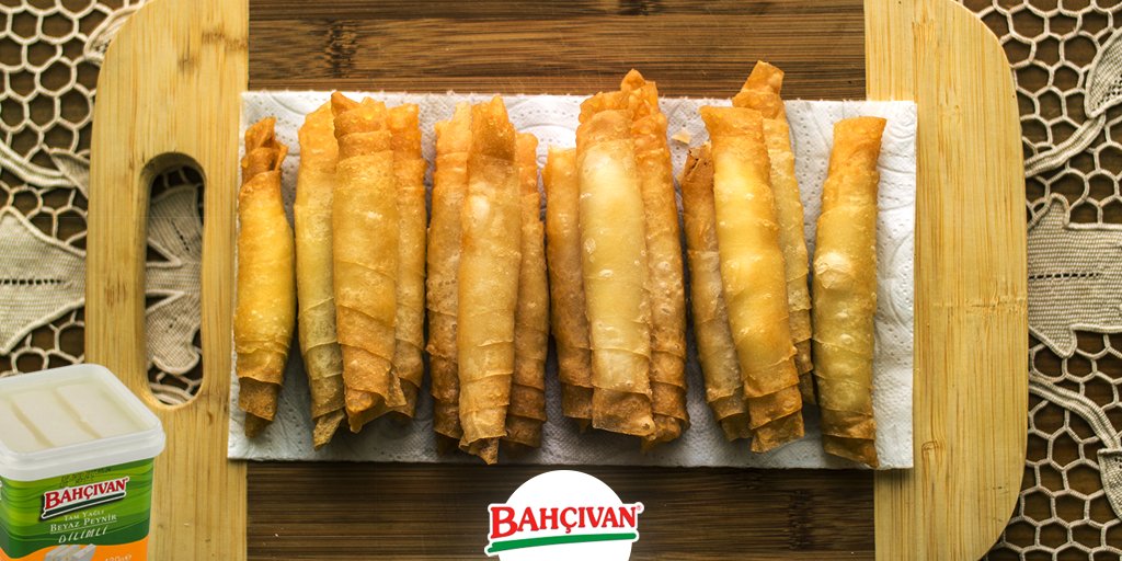 .<a href="/BahcivanPeynir/">Bahçıvan Peynir</a>'i takip et ve yorumuna bir arkadaşını
etiketle, Bahçıvan ürünlerinde geçerli 50 TL değerinde Migros indirim şifresi kazanma şansını yakala!
Sence tabakta Bahçıvan Dilimli Beyaz Peynir ile hazırlanan kaç tane sigara böreği var? #Yarışma #Çekiliş #Hediye