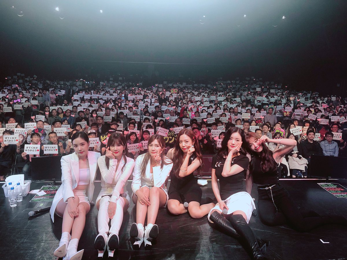 Apink_2011's tweet photo. [#에이핑크] 2018 Apink Fanmeeting in Japan [ONE &amp; SIX]💗
일본 판다🐼여러분들과 함께했던 ONE &amp; SIX 팬미팅! 핑수니들은 🐼여러분들의 사랑 덕분에 행복한 하루였습니다🙌
정말 감사합니다🎤🎶 あいしてる🐼💕

#Apink #2018Apink_Fanmeeting #Japan https://t.co/W1T5vJ3MiK