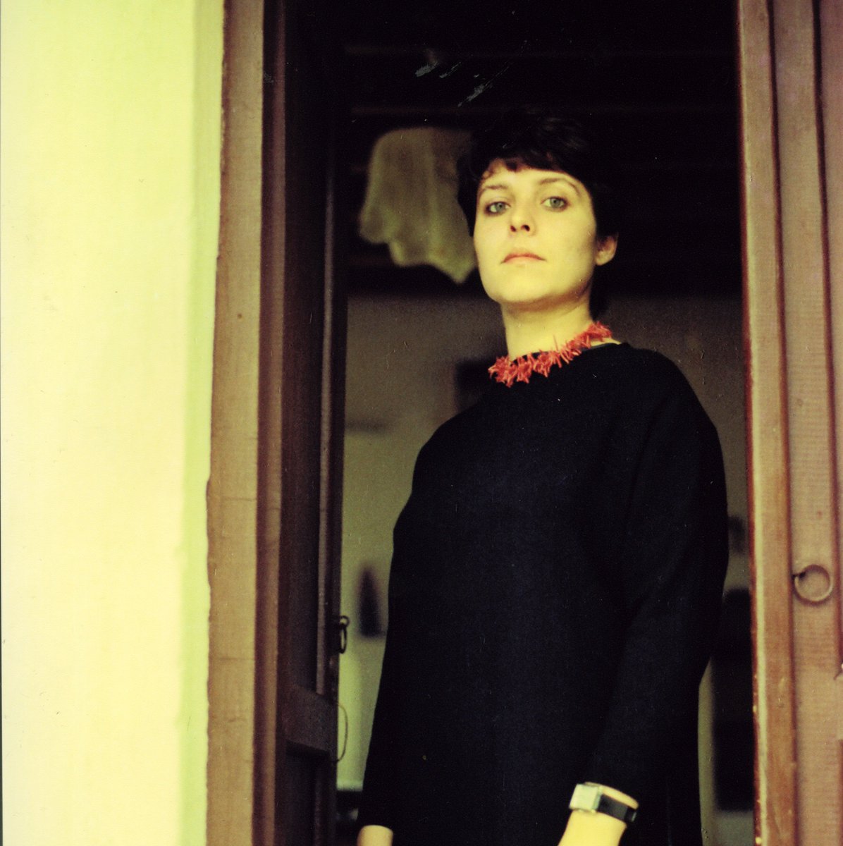 “Bu şehrin insanları dostum
Yokuşları mutsuz çıkıp da
mutlu mu inerler?”

Nilgün Marmara #DaktiloyaÇekilmişŞiirler