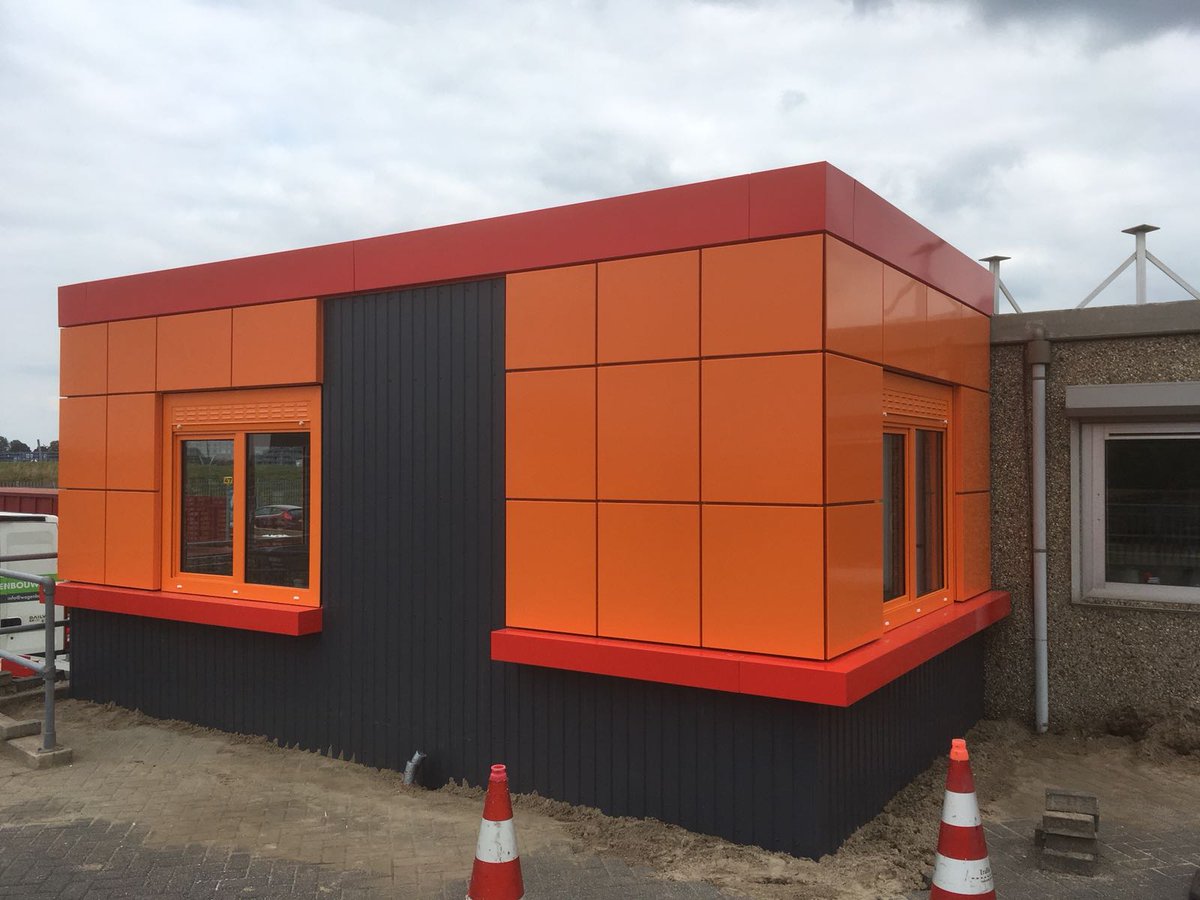 Unit bekleed met Aluminium Melser EVO-panelen in 2 verschillende kleuren, dikte 2 mm - geproduceerd door <a href="/MZAllpro/">Allpro</a>