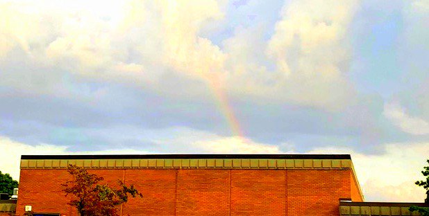 LuhrLions's tweet photo. A great way to start the day at Luhr Elementary!
@JCPSKY @loveluhr https://t.co/oF6zDHxS9R