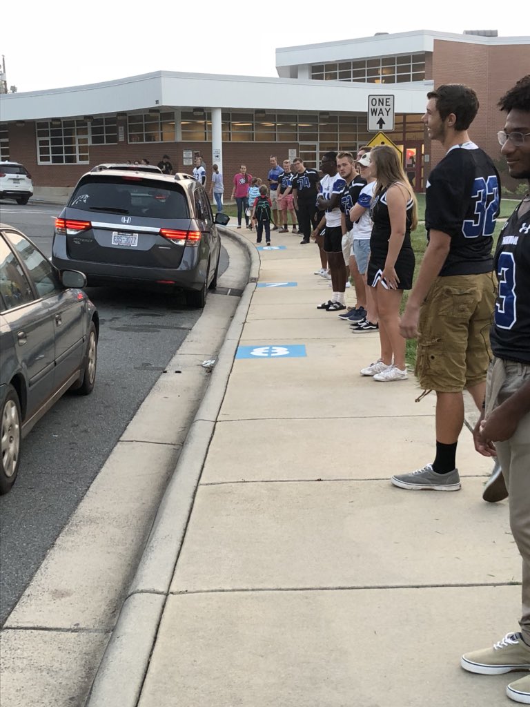 ProspectESNC's tweet photo. Thank you @ParkwoodHS_NC for greeting our students this morning! We know how to synergize in the Parkwood Cluster! @PWRebelsFB @UCPS_MonroeNC https://t.co/0OglxeeYZH