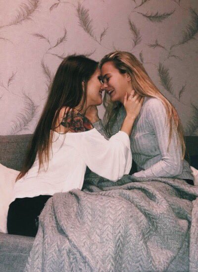 Watch girls on girls's leaked NSFW photo on TwXstars