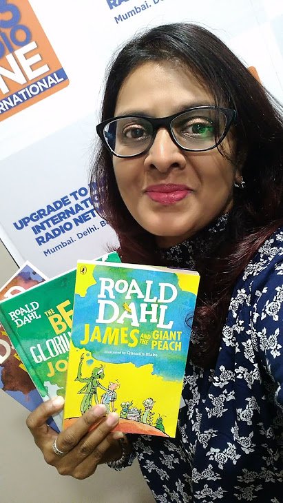anitaondemand's tweet image. Its a #beautifulweekend when you tune into #Chillweekends on @943RadioOne #Mumbai #Delhi #Bangalore join me @anitaondemand n @RoaldDahlFans as we celebrate @RoaldDahlWeek all this month join me on my #weekendbookshop 9am to 10am #win #books from #RoaldDahl @penguinrandom
