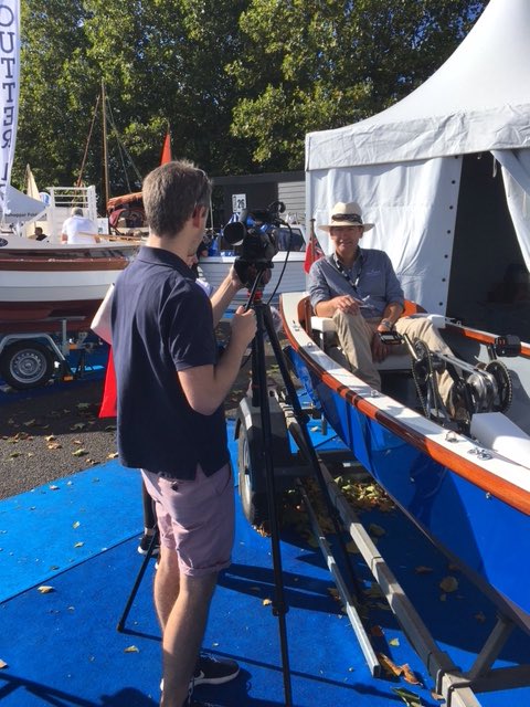 Filming with @RYA this morning @SotonBoatShow. #boatingtips #toptips @theyachtmarket #justaddwater 💦