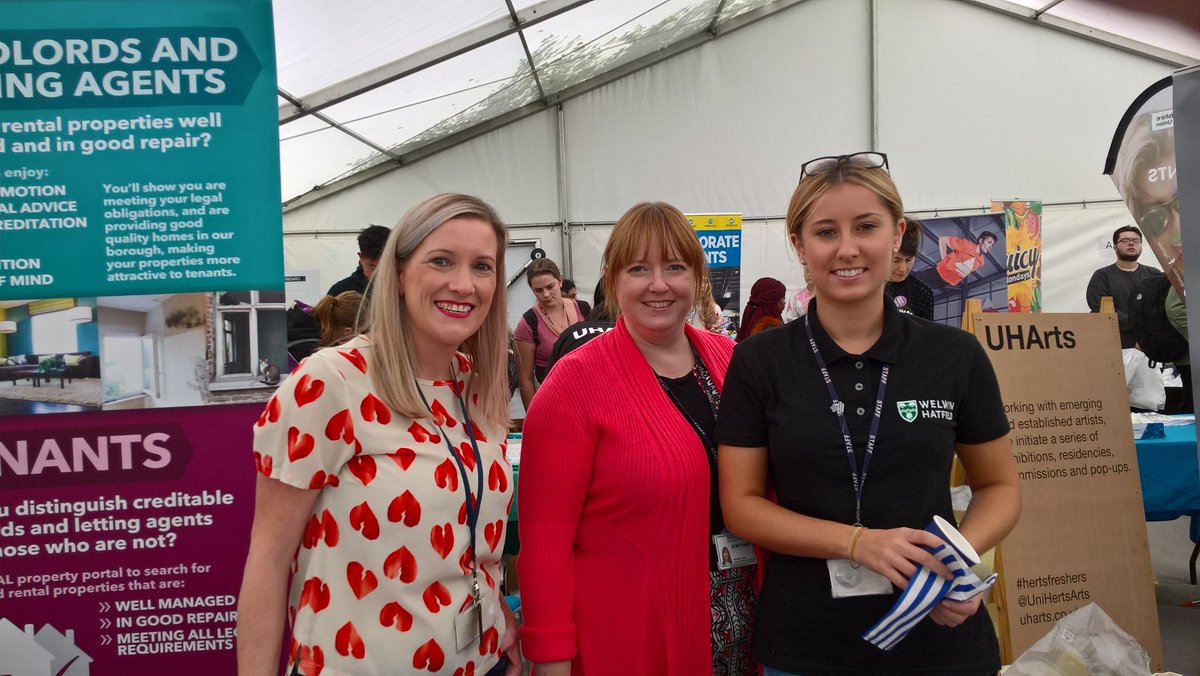 PALWelHat's tweet photo. #HertsFreshers @UniofHerts is heaving, come and see us!! https://t.co/5cGgvtBu8G