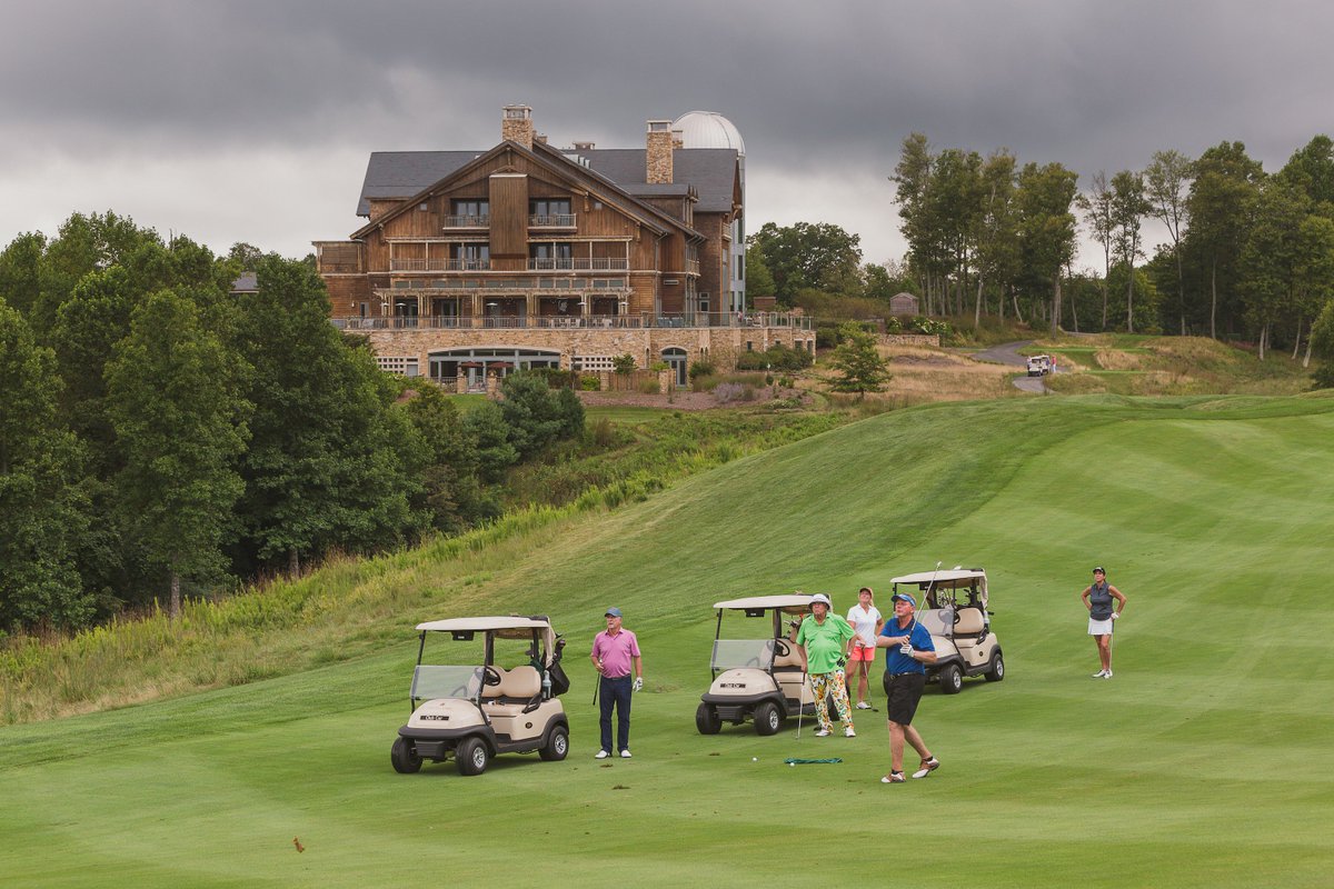 Harold_Primat's tweet photo. Hello everyone! The fifth edition of the Primland Racing Experience is almost upon us &amp; we're very much looking forward to it! I'm pleased to announce that @neeljani is joining us this year, with golfing legend Jay Haas also returning.

Read all about it: https://t.co/OD5NUb5Hd8 https://t.co/4I0YeD79wD