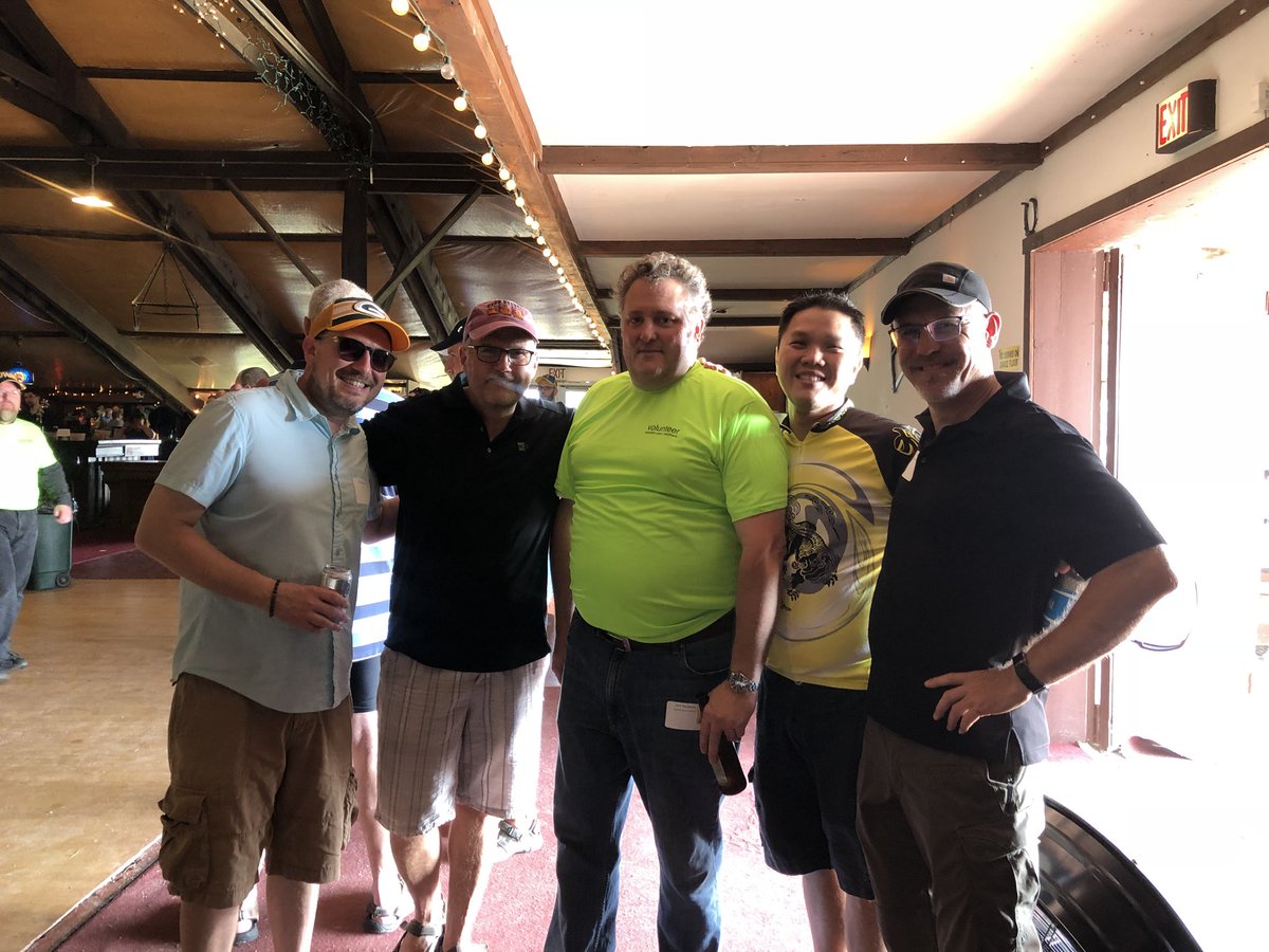 JackieP_EUA's tweet photo. Great day yesterday at the @EUA 14th annual #BDBT2018 Supporting #HungerActionMonth Benefiting @FeedAmericaWI &amp; #food4ti #community #giveback #wellnessforgood #lovewhereyouwork 🚴‍♂️🚴‍♀️🚴‍♂️🚴‍♀️🚴‍♂️🚴‍♀️🚴‍♂️🚴‍♀️🚴‍♂️🚴‍♀️ https://t.co/2s8z9khUxV
