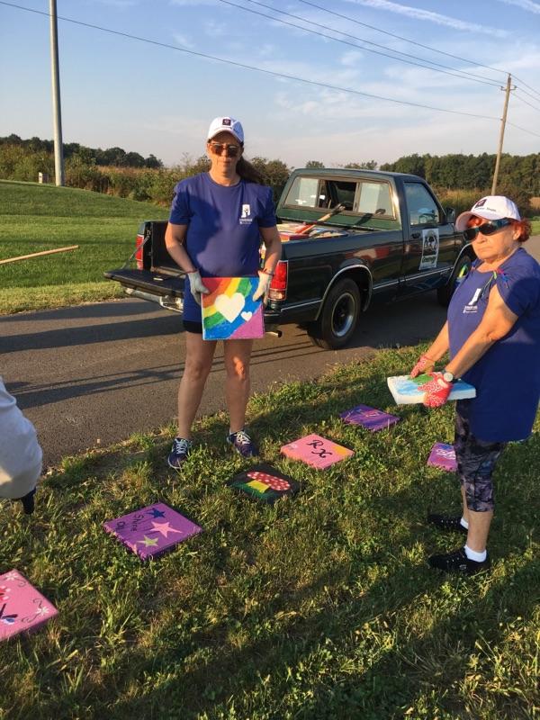 IUHealthECR's tweet image. Paver planting is underway at the Blackford Greenway in Hartford City during the IU Health Blackford #DaysOfService. @IUHealthTeam @IUHealthDave @RStevensIUH