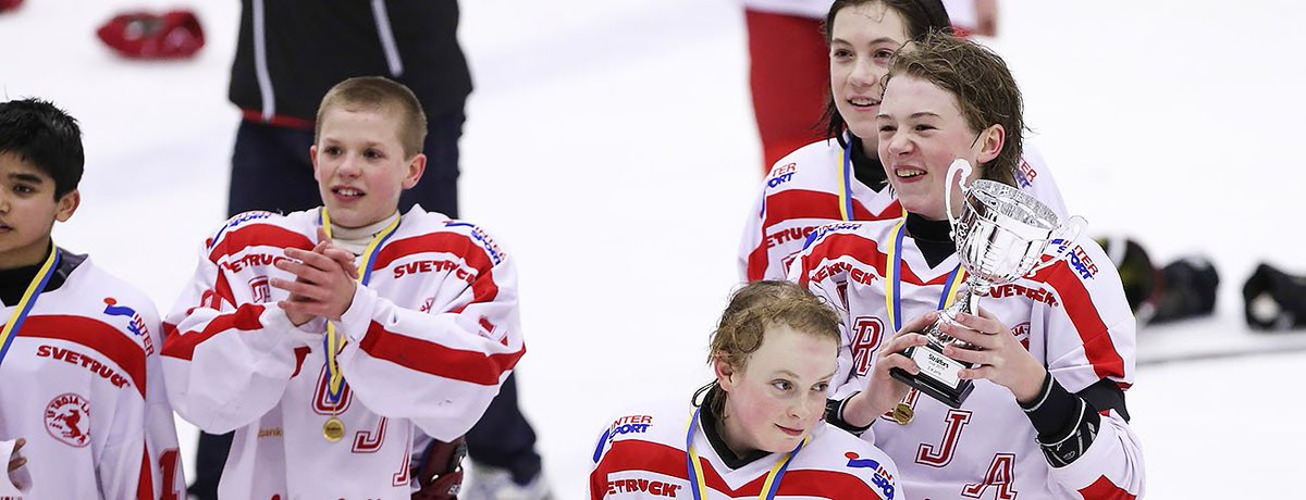 trojaljungby's tweet photo. I helgen är det dags för Svetruck Cup. U11 är det som gäller - Kom och titta på framtidens lirare. Cupen kör igång 08.00 på lördag och avslutas 19.00 på söndag. Varmt välkommen! #trojaljungby https://t.co/f2GKETcrYo