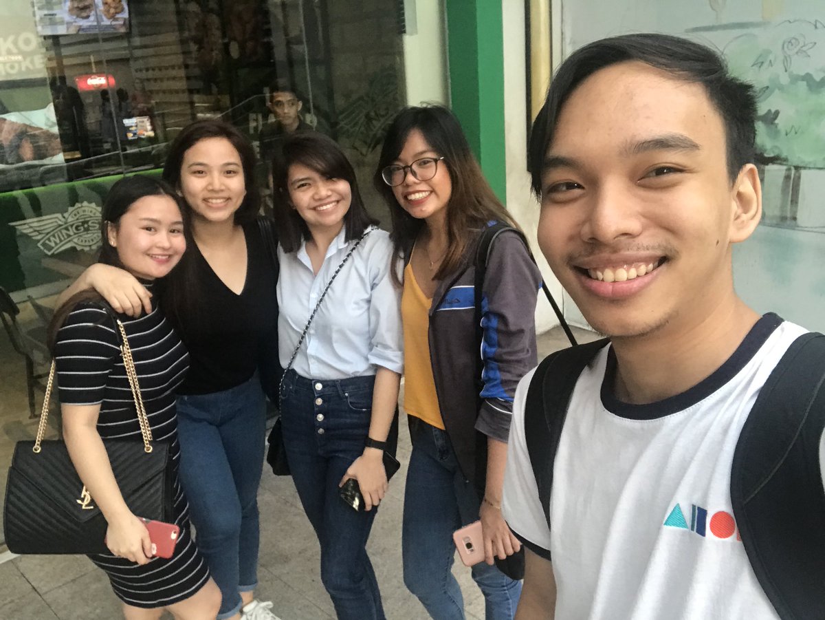 AIESECinDasma's tweet photo. Early dinner with our exchange participant, Roseleen!

We hope you get the most out of your exchange in Vietnam. Good luck and have fun. ✨💙

Be like Roseleen and have a life changing experience. Sign up now at https://t.co/5Xb2doXB1k https://t.co/Cg73QlN4YK