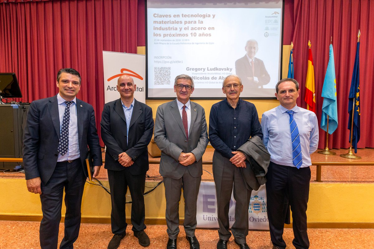 👨🏼‍🔬 Conferencia inaugural del curso en <a href="/uniovi_info/">Universidad Oviedo</a> "Claves en #tecnologia y #materiales para la #industria y el acero en los próximos 10 años"por Gregory Ludkovsky, vicepresidente de I+D en <a href="/ArcelorMittal/">ArcelorMittal</a> <a href="/ArcelorMittalES/">ArcelorMittal España</a> 
#friday #ingenieria #industria40 #university #gijon