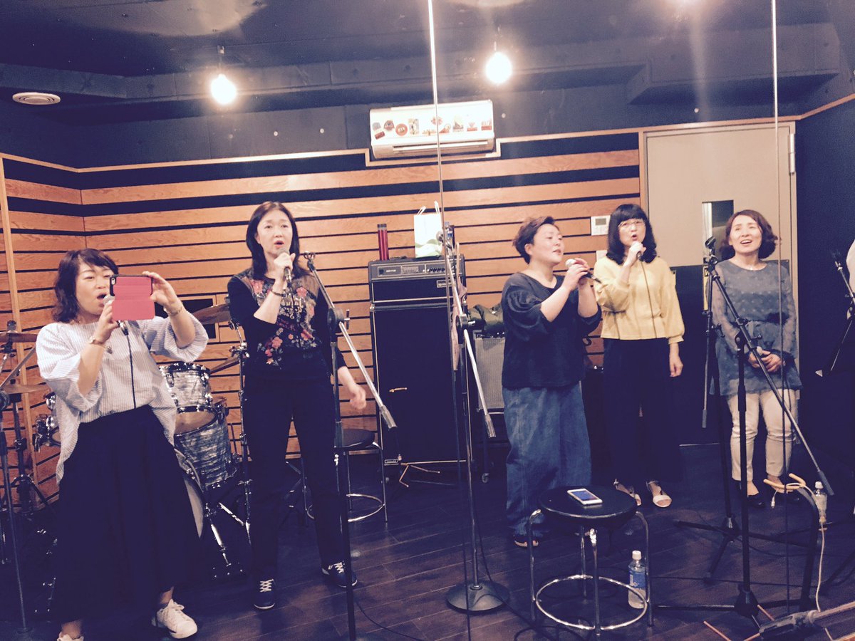ChorusPower's tweet photo. showcase前の最終リハでした💕
みんなお楽しみさまでした😊🍀✨
#powerchorus
#showcase7
#9月24日
#連休最終日 https://t.co/H6CGRNzjdS