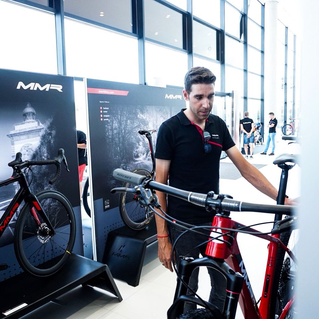 Disfrutando como un niño con la colección del 2019. 
En breve todos los modelos en la página web mmrbikes.com 

#mmrbikes 
#mmrfactoryracingteam 
#mmr2019