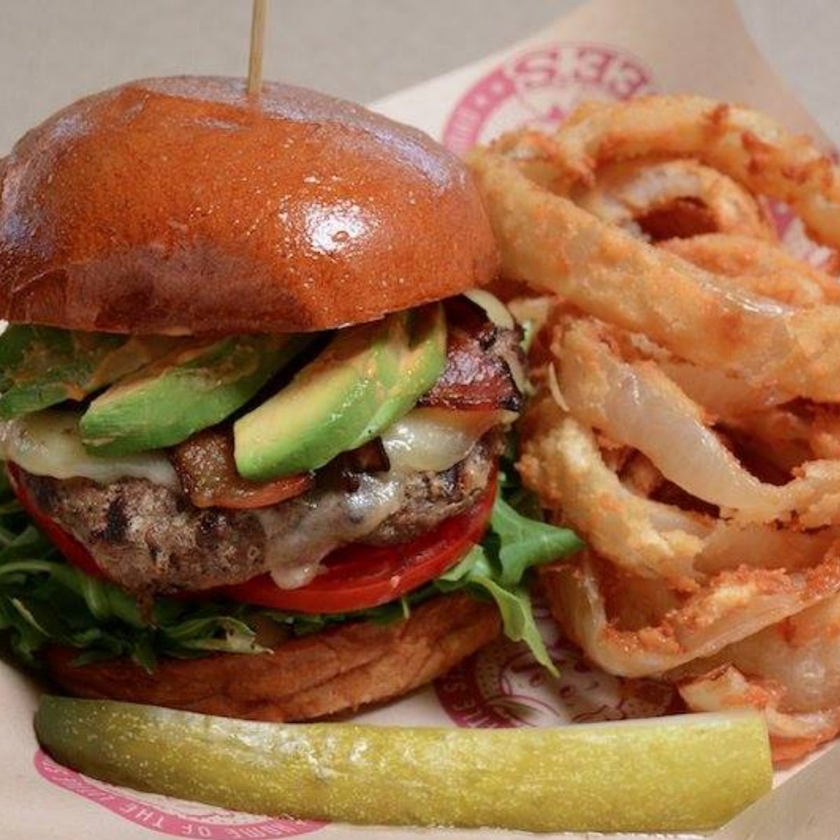 Twoheys's tweet image. Same famous burgers, new refreshed brand. Keep an eye out for information about our new location!