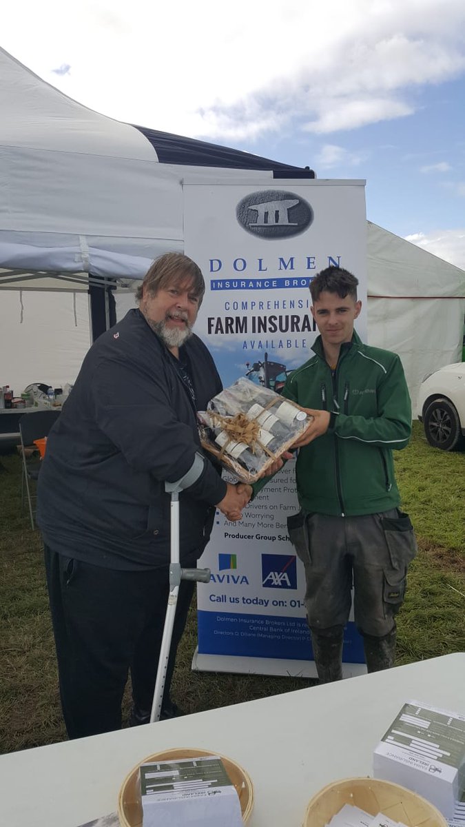 FarmInsuranceIE's tweet image. Today's hamper winner is Daniel Daly. Congrats Daniel! Pictured is Daniel and our MD David Dillane. #Ploughing18 #ploughingchampionships #farming