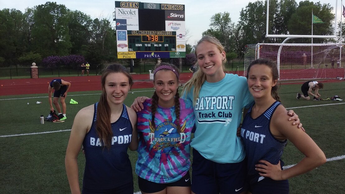Sarah_Cavil's tweet photo. Happy 18th Biebs🤩🤩 can’t wait for next track season to die in the 400 w/ you!! Love u💋💫 https://t.co/4PJbUiip7e