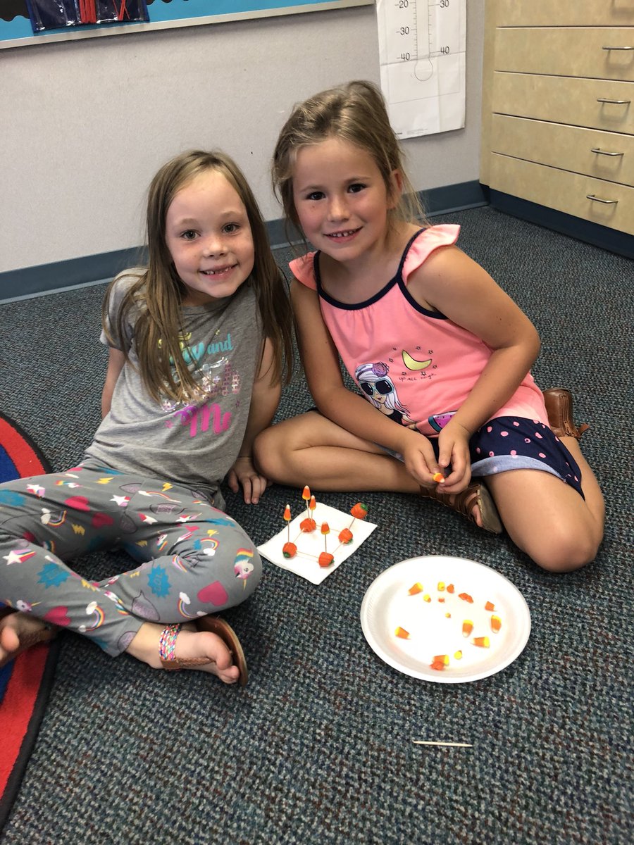 mrsperkins1st's tweet photo. PJ’s + candy corn STEM = perfect start to fall 🍂 #jbsrocks https://t.co/U5OUJYRqYW