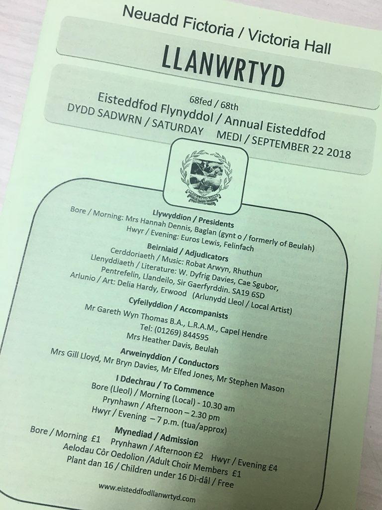 Llanwrtydeisted's tweet photo. Yfory   🏆   Yfory 

 🎶 Sadwrn, 22ain Medi 2018 🎵
  
Beirniaid o fri eto eleni:

Robat Arwyn yn beirniadu’r cerdd a Dyfrig Davies yn beirniadu’r llefaru/llenyddiaeth.

Gwobrau hael iawn £££

🚙 Ar yr A483 rhwng Llanfair-ym-Muallt a Llanymddyfri 🚗 https://t.co/C9aKc1b1mo