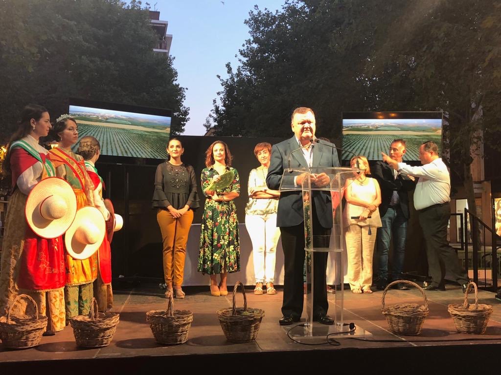 Acto de inauguración de la VII Edición de la #FiestaDeLaVendimia #MontillaMoriles en #Córdobaesp