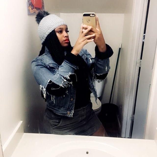 eeaanaaj's tweet photo. vanilla b* , call me truffles . #redlooksgoodonme👄 https://t.co/0tSr1CIMT8