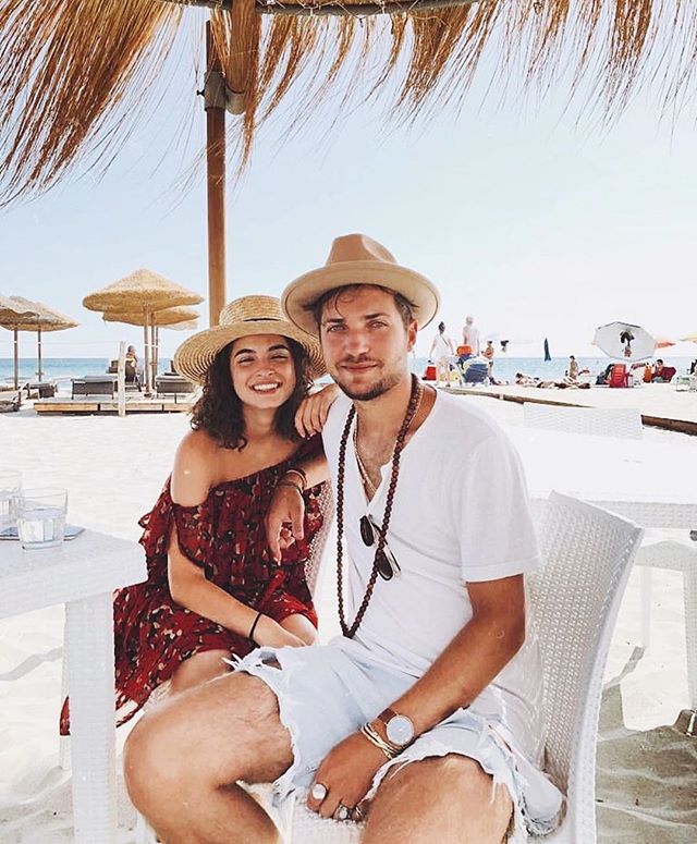 11ishofficial's tweet photo. Always make time to travel to new destinations ✈️ | PC: xoxoluana #travel #vacation #couple #island #jetset #instacouple #photography #influencer #watch #jewelry #mesh #rosegold #beach #wessonco #wanderlust https://t.co/hqQ8GKcLQz