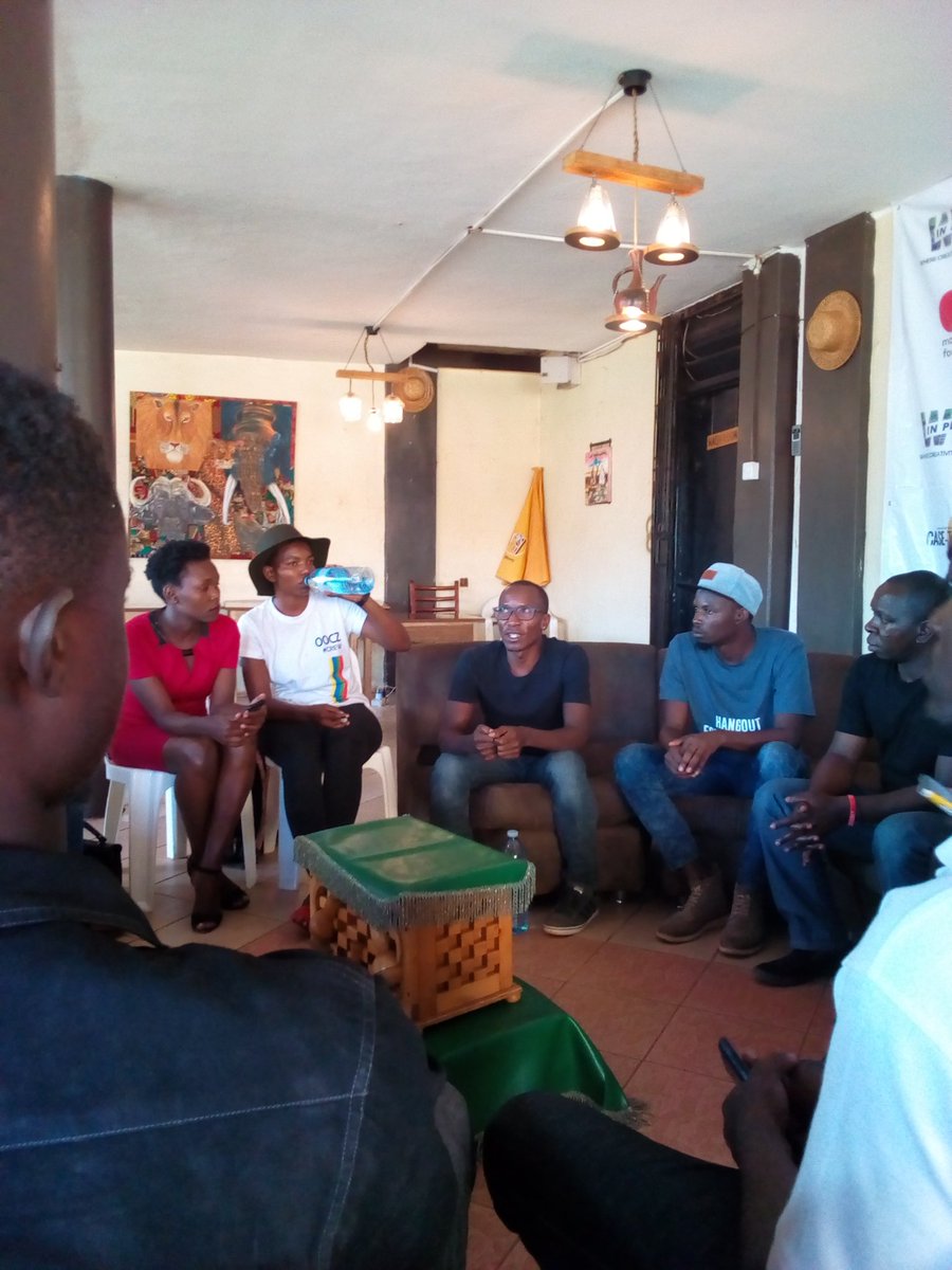 colorrunafrica's tweet photo. @Bayimba director @FaisalKiwewa talking investing in art.
#CaseTalksUg #Stnfst18 #JinjaColorFunRun https://t.co/NRjyTc1Pr1