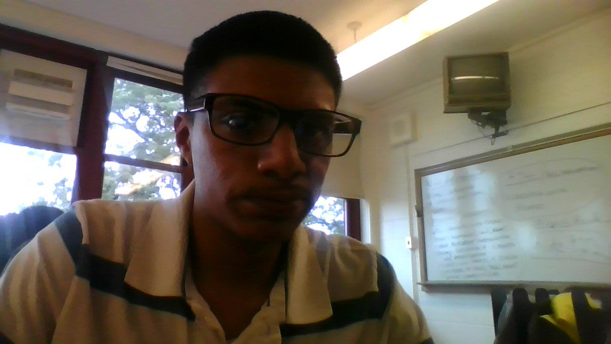 bhs2021_kevin's tweet photo. My new Glasses #BoganHS #BoganHC2K18 #PROM2K19 #Glasses https://t.co/GMndISjB1P