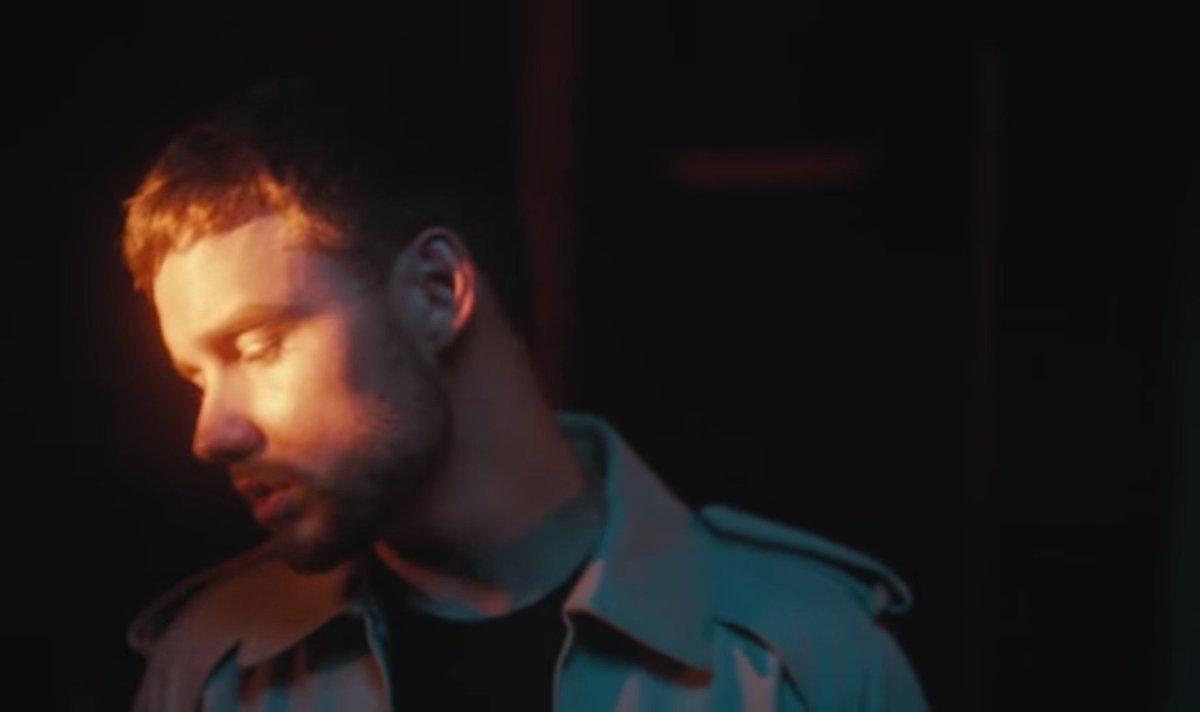 eyeswillshine's tweet photo. Absolutely LOVING how good Liam looks on the "First Time" music video!!! 😱😏
Plus, the lights fit him sooooo good 😍😍
#LPFirstTime #FirstTimeMusicVideo
@LiamPayne ❤ https://t.co/3wuFmb2A5A