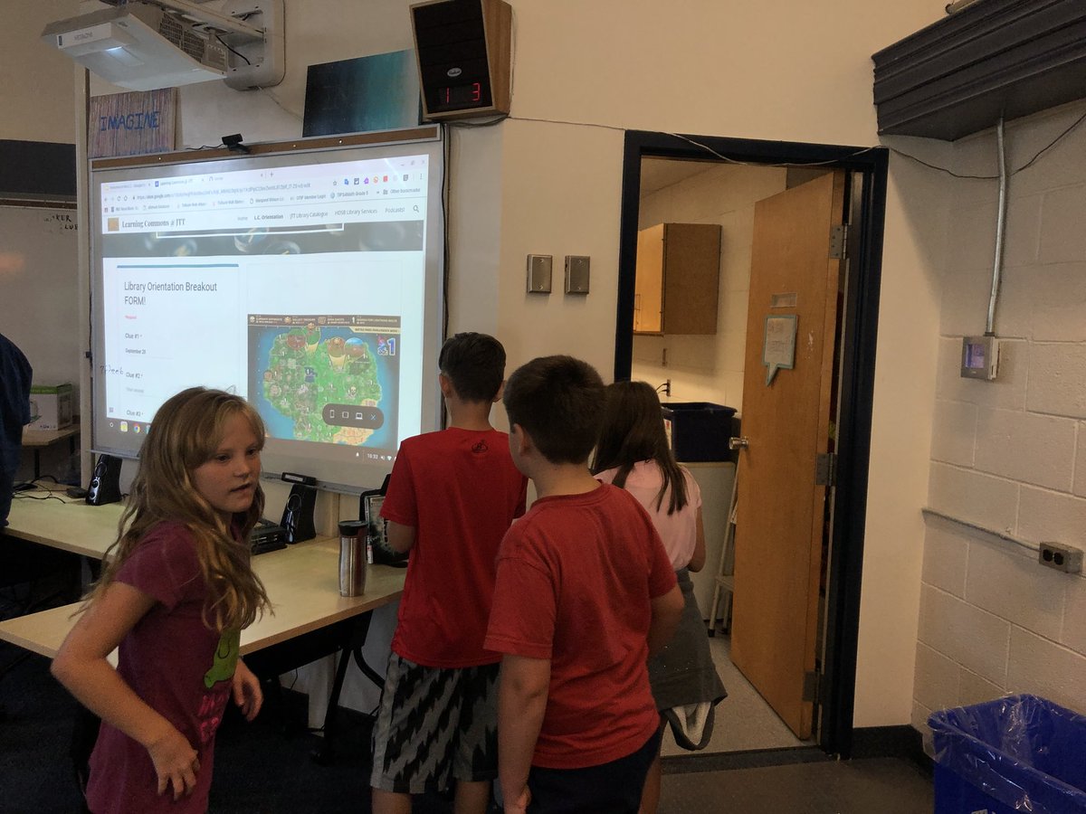 Ms__LAnderson's tweet image. #class53 is having a blast breaking out of the LC with @MrSteltman