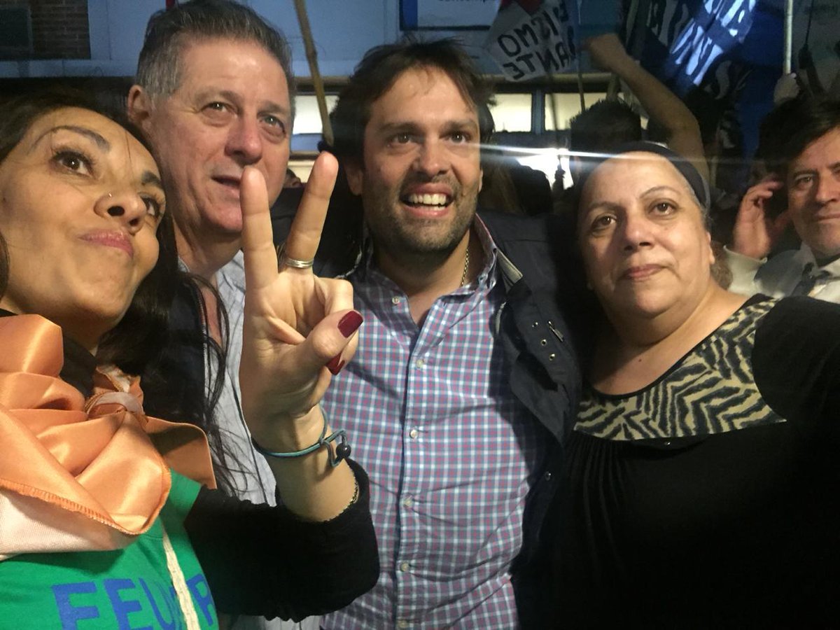 ACollia's tweet photo. En la @UNTREF junto a los compañeros ganadores de las elecciones para el Centro de Estudiantes y el Claustro Estudiantil: la Lista 131 #FEUNTREF ❤️✌🏼 https://t.co/lcstFDVjfr