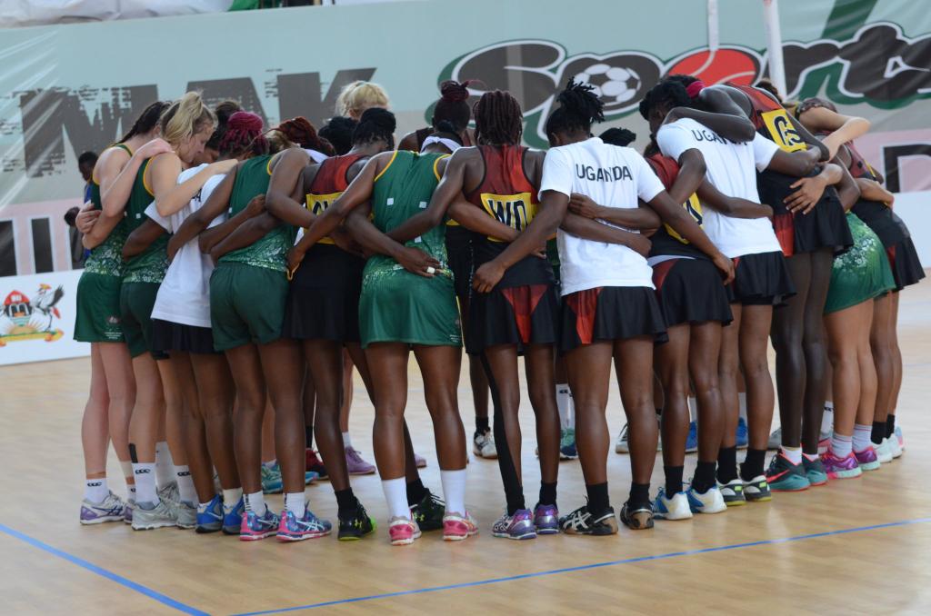 JonanNashi's tweet photo. Team South Africa and team Netball Uganda earlier morning before the game that ended 42:42!
We are a few minutes to catch both teams play again in the final at exactly 6pm!
#wunc2018kampala
#etuuke
#FISU
#uniworlds
#letsIdus https://t.co/8Yk3vbsXKy