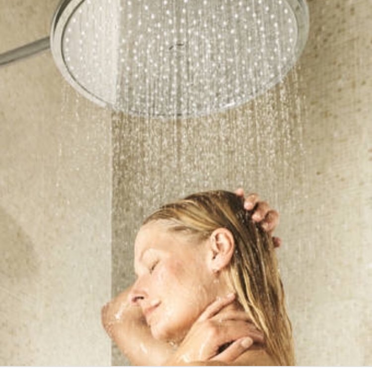 On va mettre fin à débat peu vu !

Rt si te douche le soir

FAV si te douche le matin