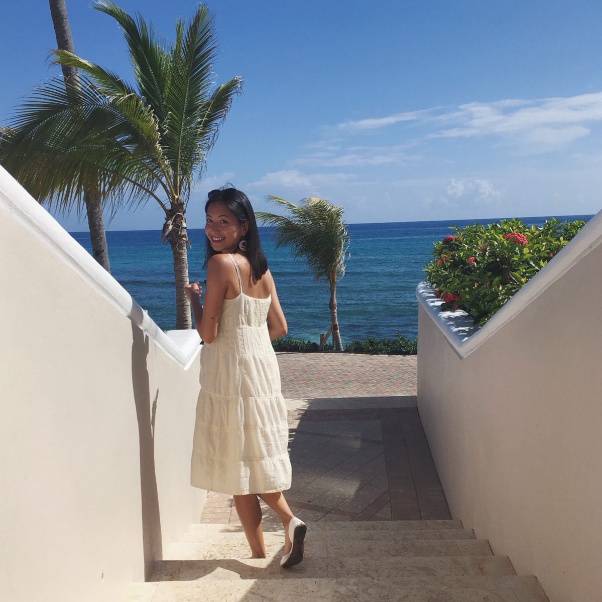 HTMtorontomet's tweet photo. 4th-year #HTMRyerson student Katherine Lo reflects on how her experiential learning trip to Jamaica was a "once in a lifetime experience" https://t.co/xqkZd9g33M
@WhyRyerson @RyersonU @rsvpcaribbean @VisitJamaicaNow #WhyRyerson #ThisIsTRSM https://t.co/HkC6IV7wZs