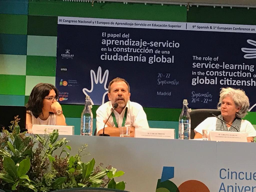 isadivel's tweet photo. Un placer haber participado como alumna en esta reflexión: ¿cómo crean las universidades mejores ciudadanos/as? Para mi: educando fuera y dentro de las aulas, repensando la metodología y el objetivo. ¿Para qué? Gracias Carlos Ballesteros y @SL_conference por invitarme. #aps9 https://t.co/QLGRvRbzL4