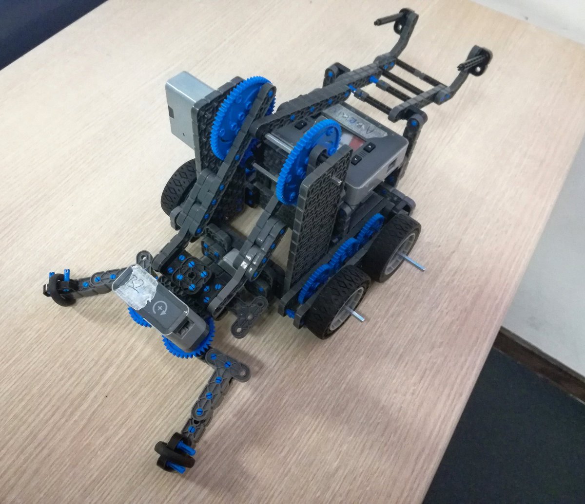 HYBRID20785A's tweet image. Good luck to all IQ teams at the GCA comp tmrw! @GearSquad21549A @VexTechnogear 🤖⚙️🇬🇧
-
#vexiq #vexrobotics #vexroboticscompetition #vexroboticsuk #vexnextlevel #vexnl #robotics #stem