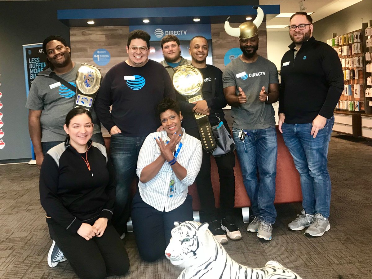 nt3323attcom1's tweet image. ⁦@TeamWestport⁩ with that iphone spirit!!!  #mokando #midstatesproud