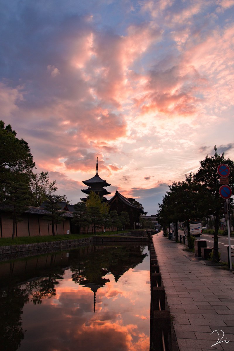 うさだだぬき 京都の朝焼け夕焼けスポットリストアップしてってるんだけど ここ良いよ ってとこあったら教えてくだせえ W 何年かかけて撮って回るつもり