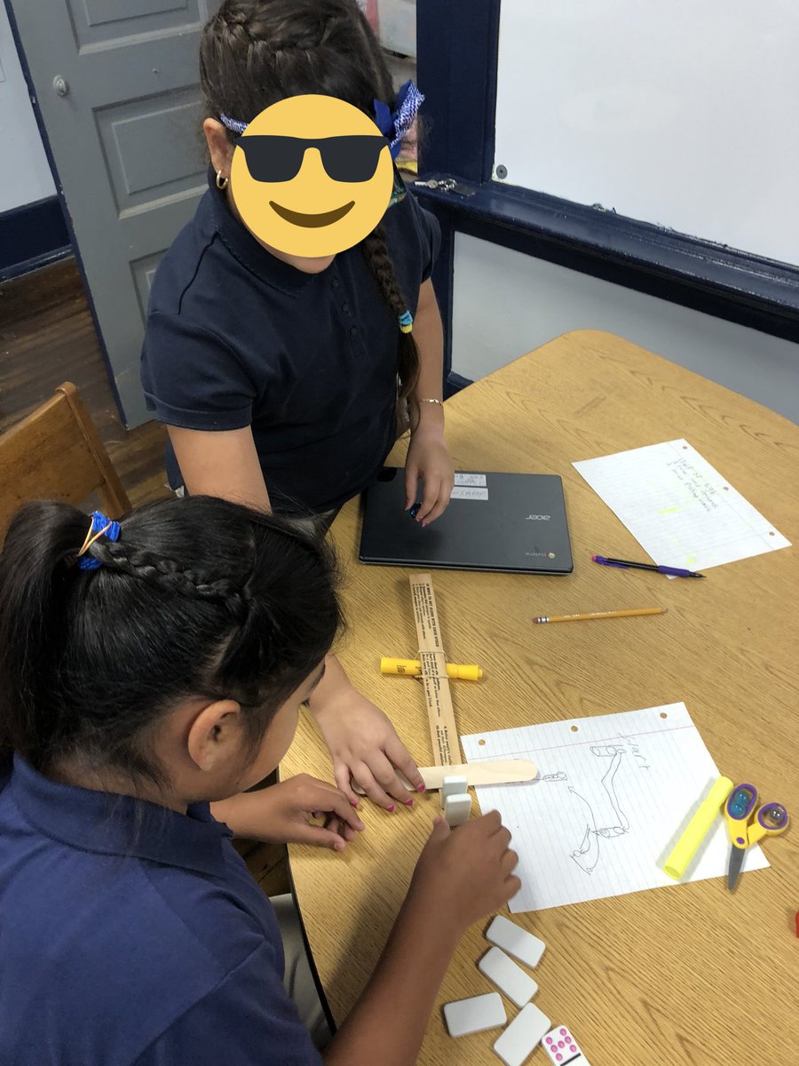 MrsLyssMartin's tweet photo. Building levers in science and learning how to work as a team. #brainpop @WoodlynneSchool #wpsrocks https://t.co/4MikRtje3C