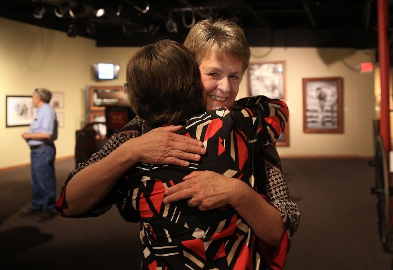 #PHOTOS bit.ly/2O3dBrp #VIDEO bit.ly/2MRY2hM Mary Hartman win <a href="/WTEnews/">Wyoming Tribune Eagle</a> Community Spirit Award