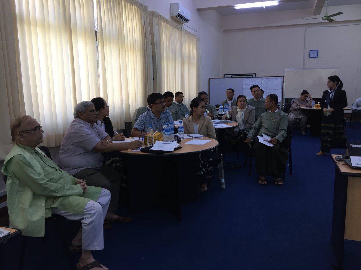 ECIIIIDEM's tweet photo. Thematic Presentation on ‘Voter Education’ by participants followed by Peer Review on Day 04 #UECM-ECI Training of the Trainers and Facilitators Programme @ECIIIIDEM https://t.co/wNfMt8sXCn