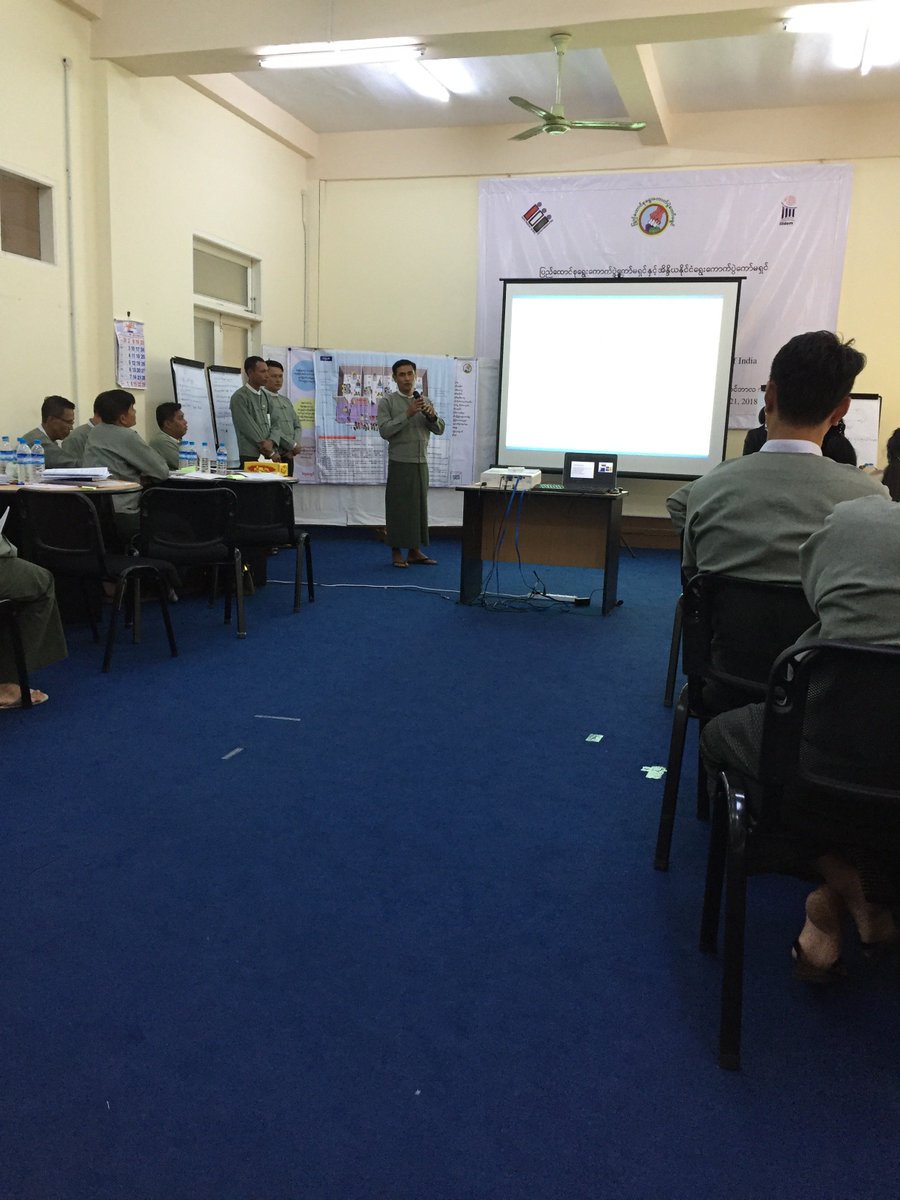 ECIIIIDEM's tweet photo. Thematic Presentation on ‘Voter Education’ by participants followed by Peer Review on Day 04 #UECM-ECI Training of the Trainers and Facilitators Programme @ECIIIIDEM https://t.co/wNfMt8sXCn