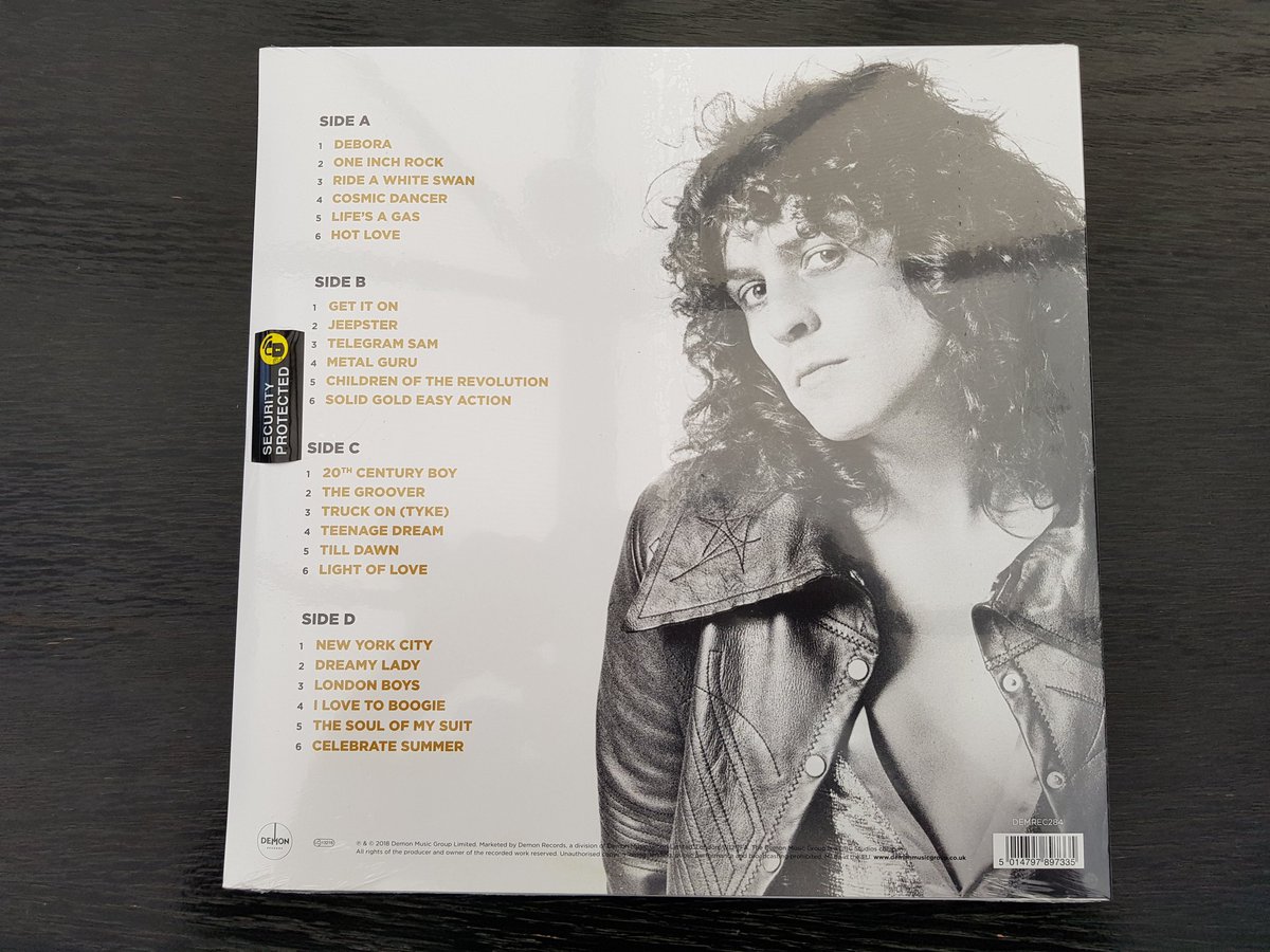 andythorn100's tweet photo. Also spotted the #demonmusic #crimsonproductions #trex #gold compilation on vinyl this morning! 😁 Lovely 2LP heavyweight 180G & great packaging! Yet another nice addition! Record playing now! 😎 Cheers all!! 🍷🍷 TGIF!! #MarcBolan #glam #GlamRock #trextasy https://t.co/64sS8dxWjF