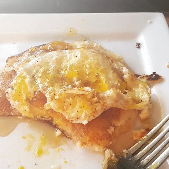 SteveOs24672306's tweet photo. #Breakfast #yummy #pancakes #EggOverEasy https://t.co/Y96iLWiJVS